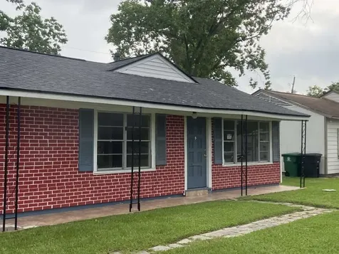 5715 Belmark Street Houston TX 77033