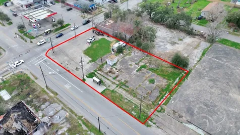 2401 Jensen Drive Houston TX 77026