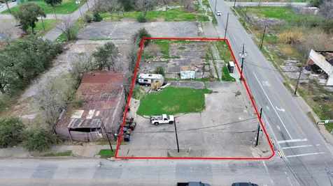 2401 Jensen Drive Houston TX 77026