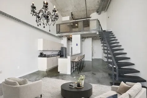 2000 Bagby Street 13432 Houston TX 77002