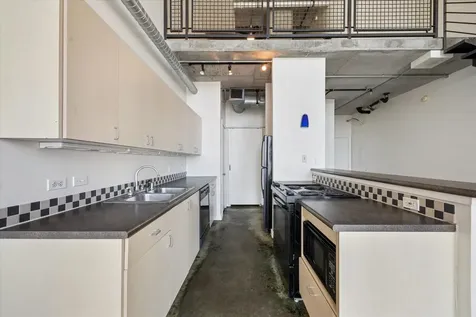 2000 Bagby Street 13432 Houston TX 77002