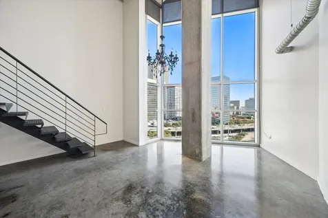 2000 Bagby Street 13432 Houston TX 77002