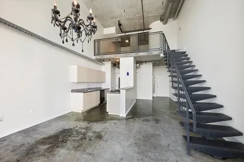 2000 Bagby Street 13432 Houston TX 77002