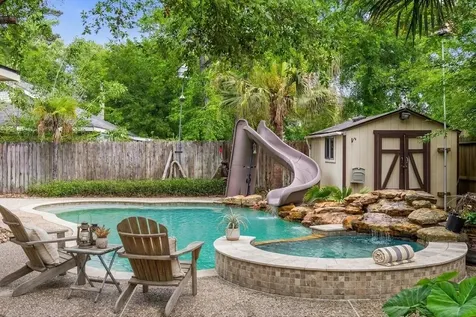 330 Welford Lane Highlands TX 77562