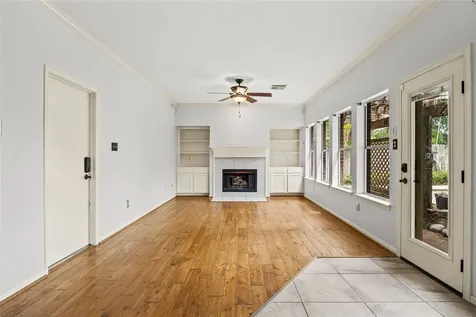 330 Welford Lane Highlands TX 77562