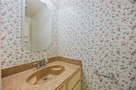 330 Welford Lane Highlands TX 77562