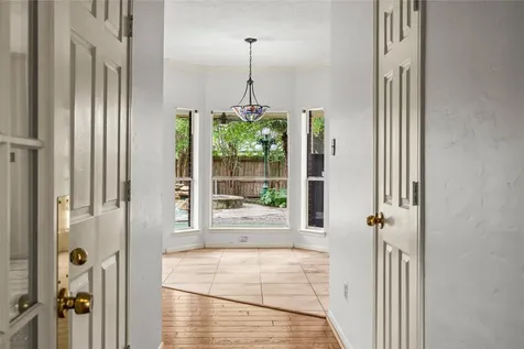 330 Welford Lane Highlands TX 77562
