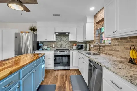 2627 Clear Ridge Drive Kingwood TX 77339