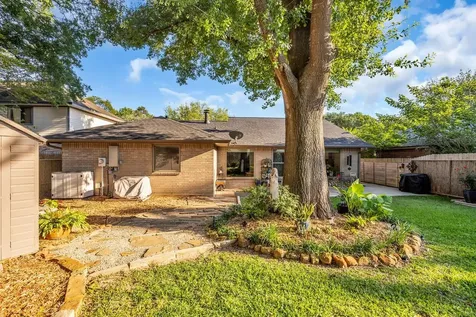 2627 Clear Ridge Drive Kingwood TX 77339