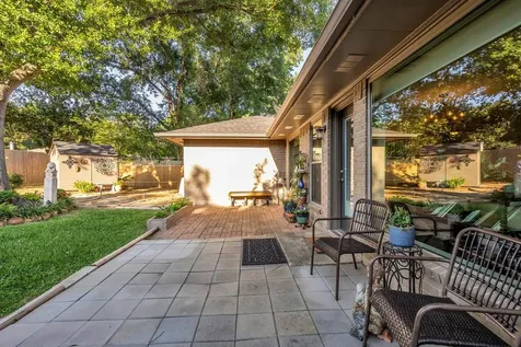 2627 Clear Ridge Drive Kingwood TX 77339