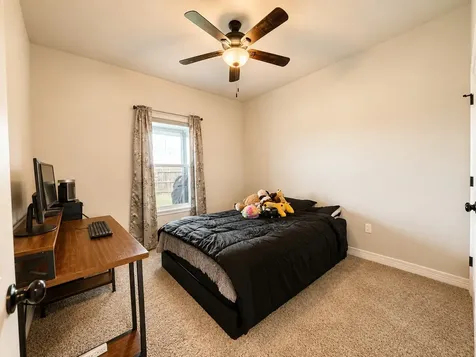 319 Yorktown Avenue Clute TX 77531