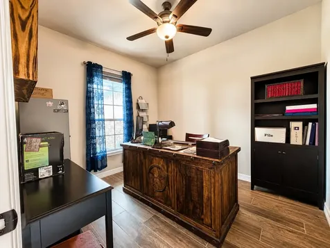 319 Yorktown Avenue Clute TX 77531