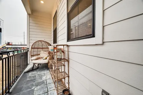 2015 Lou Ellen Lane F Houston TX 77018