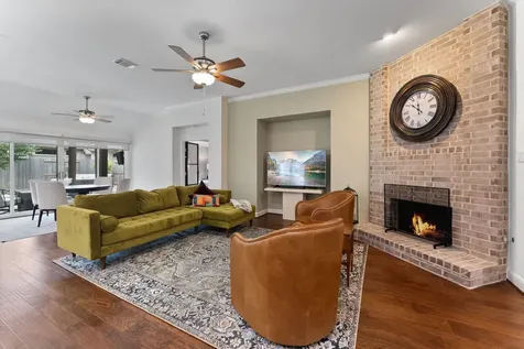 23 S Manorcliff Place The Woodlands TX 77382