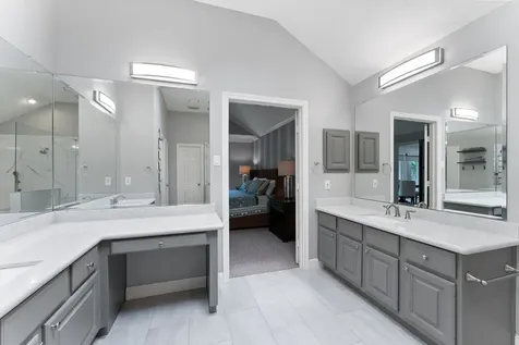 23 S Manorcliff Place The Woodlands TX 77382