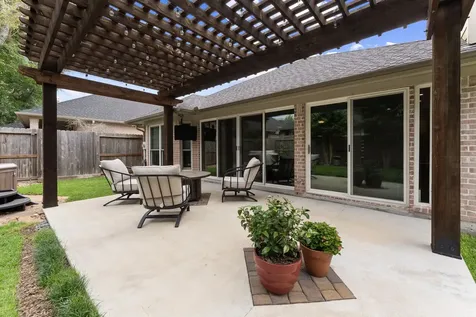 23 S Manorcliff Place The Woodlands TX 77382