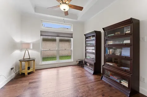 23 S Manorcliff Place The Woodlands TX 77382