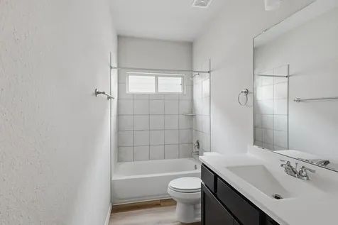 6444 Wenlock Drive Houston TX 77048