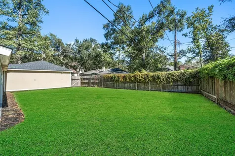 499 Mississippi Park Conroe TX 77302