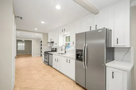 5037 W 43rd Street Houston TX 77092