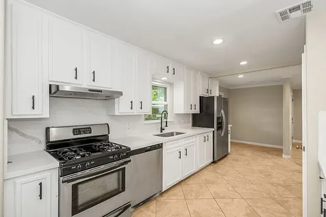 5037 W 43rd Street Houston TX 77092