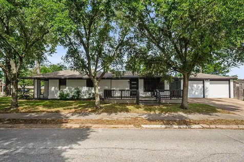 5037 W 43rd Street Houston TX 77092