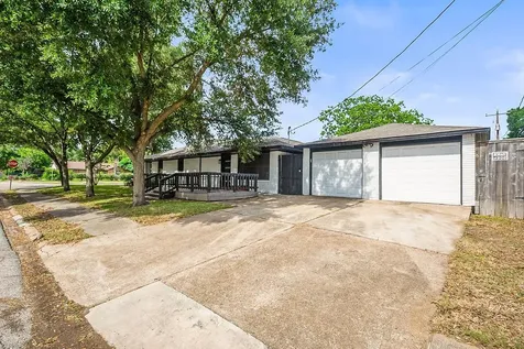 5037 W 43rd Street Houston TX 77092