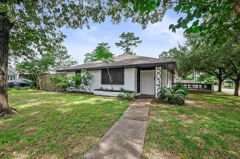 5037 W 43rd Street Houston TX 77092