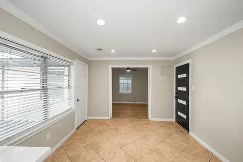 5037 W 43rd Street Houston TX 77092