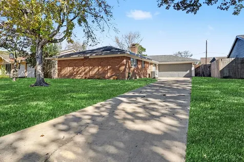 11219 Sagehill Drive Houston TX 77089