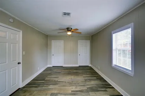 4220 Delhi Street Houston TX 77022