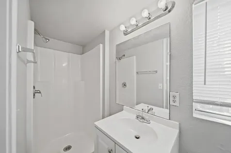 1706 California Street 1/2 Baytown TX 77520