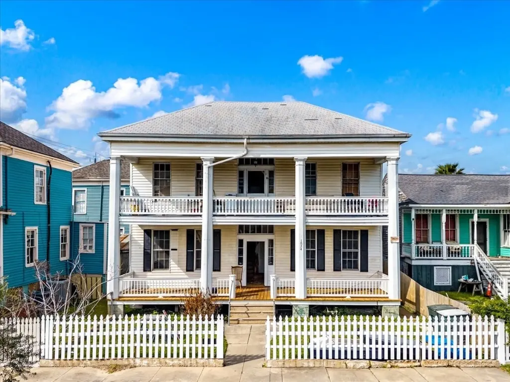 1524 Mechanic Street 4 Galveston TX 77550