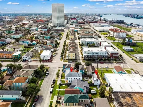 1524 Mechanic Street 4 Galveston TX 77550