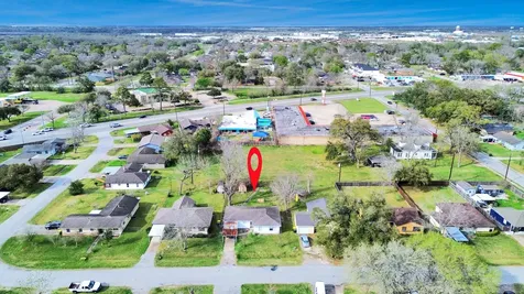 4609 Ray Street Pearland TX 77581