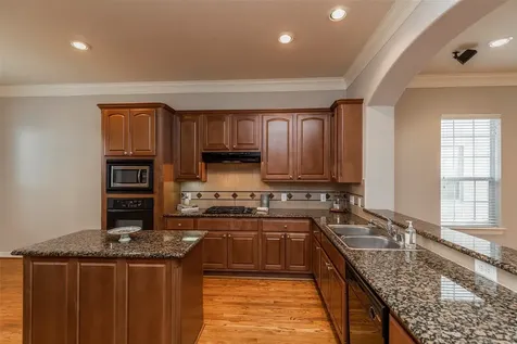 10126 Holly Chase Drive Houston TX 77042
