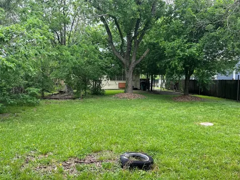 4110 Kress Street Houston TX 77026