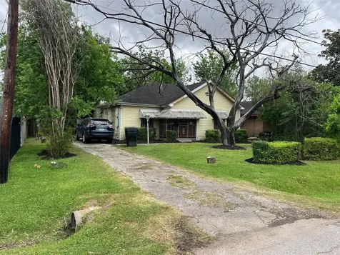 4110 Kress Street Houston TX 77026