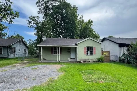 4310 Harding Drive Beaumont TX 77703