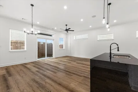 5014 Elizabeth City Street Houston TX 77021