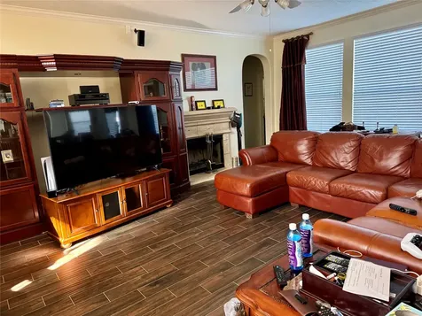 3419 Village Pond Lane Fresno TX 77545
