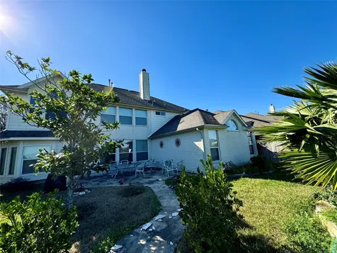 3419 Village Pond Lane Fresno TX 77545