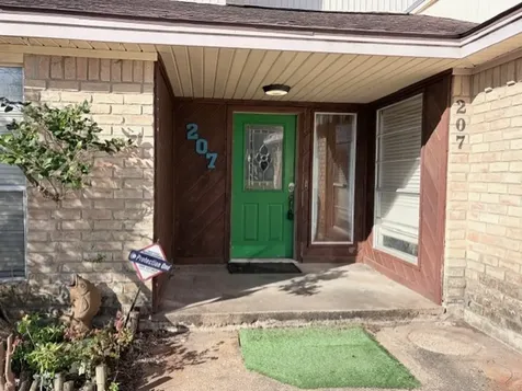 207 Banyan Street Lake Jackson TX 77566