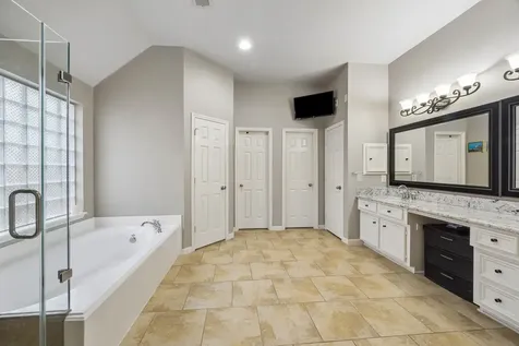 9231 Cold Hollow Lane Missouri City TX 77459