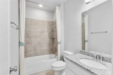 135 Teralyn Grove Loop Conroe TX 77318