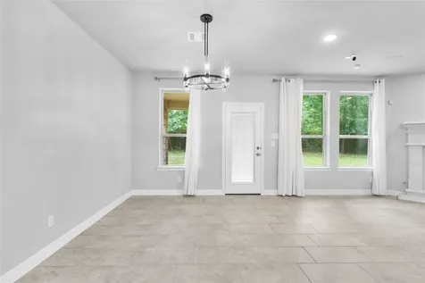 135 Teralyn Grove Loop Conroe TX 77318