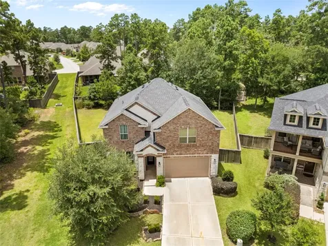 135 Teralyn Grove Loop Conroe TX 77318