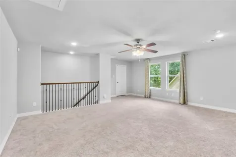135 Teralyn Grove Loop Conroe TX 77318