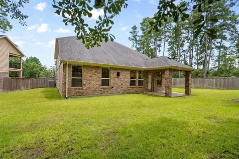 135 Teralyn Grove Loop Conroe TX 77318