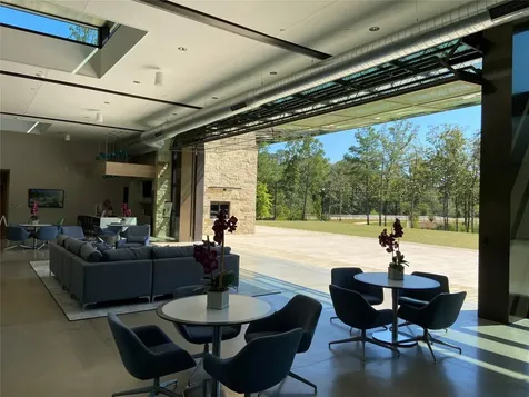 135 Teralyn Grove Loop Conroe TX 77318